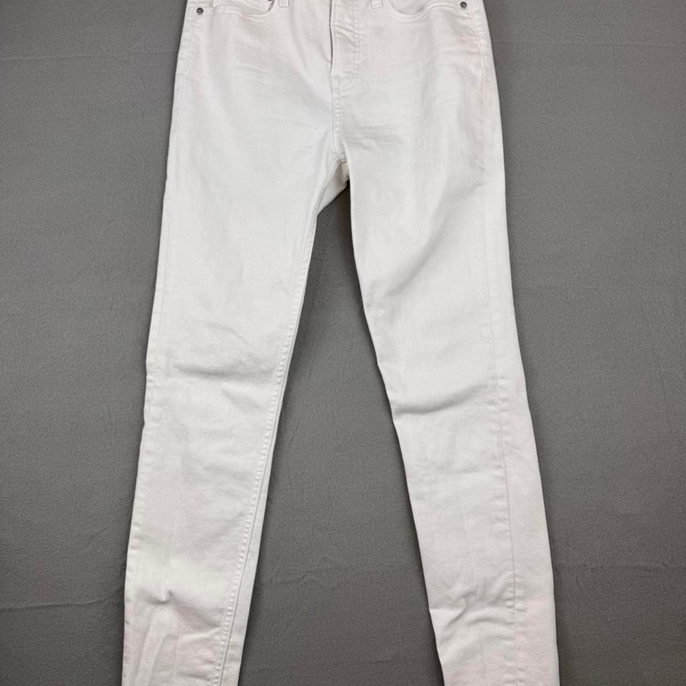 Free Assembly White Skinny Jeans Women's Size 6 Stretch Denim Mid Rise